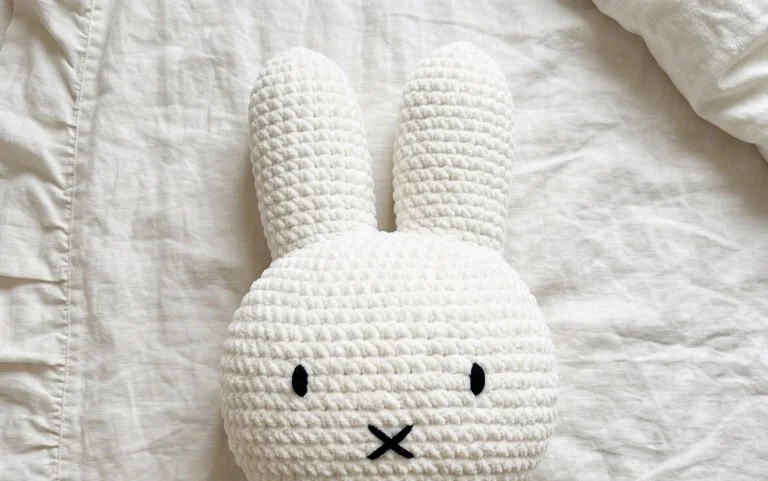 Miffy Kissen häkeln: Kostenlose Anleitung für Anfänger